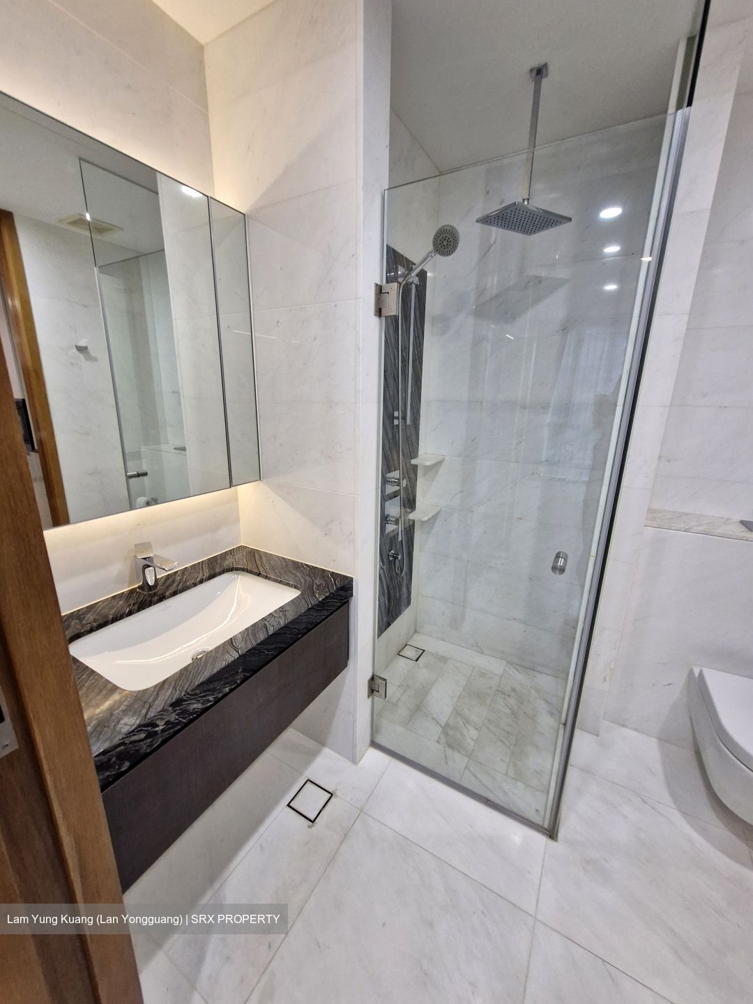 Marina One Residences (D1), Apartment #637783761